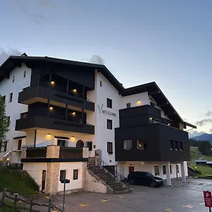 Hotel D'la Varda