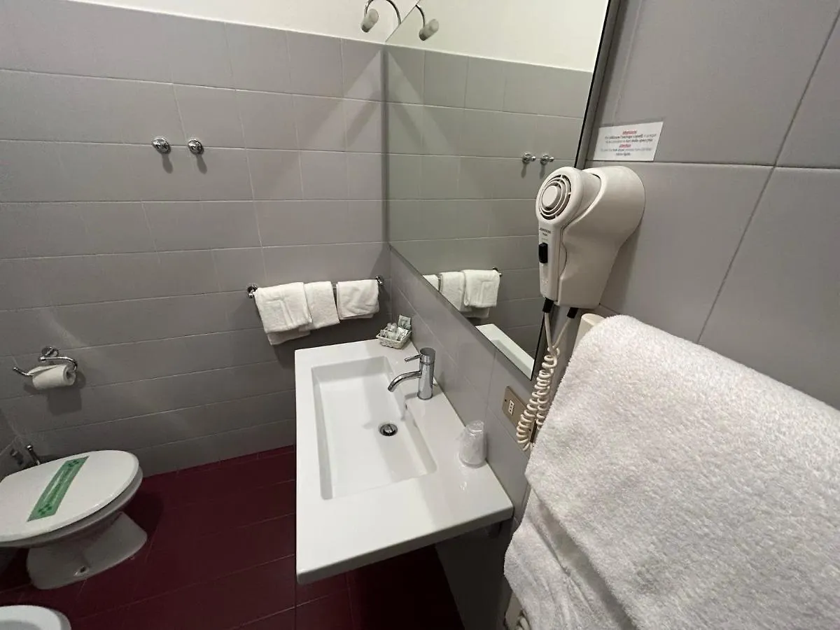 Hotel Vittoria Rubano 4*,  Italia